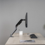 NOSAČ ZA MONITOR GEMBIRD MA-DA1-05, montaža na stol, (tilting, swivel), 17”-32”, up to 9 kg - Image 11